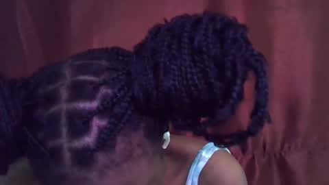 miss_rihanna2 online show from 11-17-25, 06:24