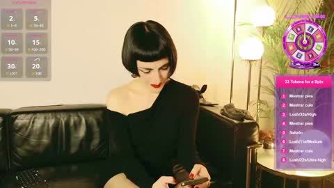Snapshot of miss_satori_rose chatting on 12-11-24, 11:10 Satori Rose online show from 12-11-24, 11:10