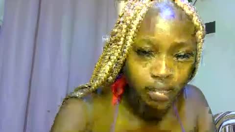 miss_sexyyy online show from 10-29-25, 05:47