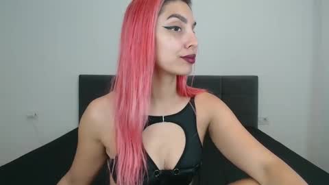 Miss Soniaa online show from 03-10-25, 04:03
