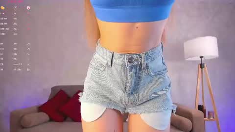 Snapshot of miss_spider chatting on 06-22-26, 12:24 Spider girl Help me reach 10 likes online show from 06-22-26, 12:24