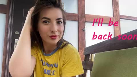 Snapshot of miss_tasy chatting on 10-08-25, 06:38 Melanie January 15th is my birthday there will be an interesting show online show from 10-08-25, 06:38