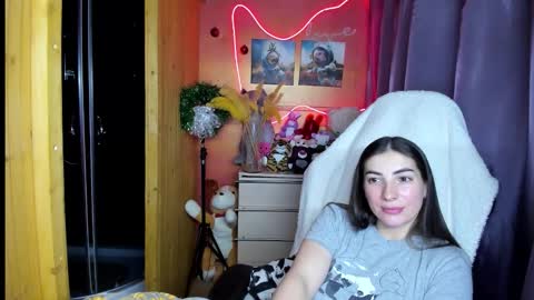 Melanie  January 15th is my birthday there will be an interesting show  online show from 01-12-26, 09:58