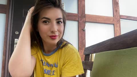 Melanie  January 15th is my birthday there will be an interesting show  online show from 04-09-26, 05:29