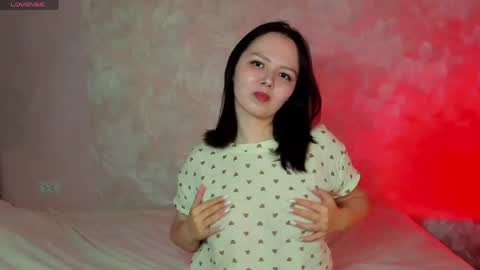 Snapshot of miss_teasee chatting on 04-09-26, 10:09 JULIE online show from 04-09-26, 10:09