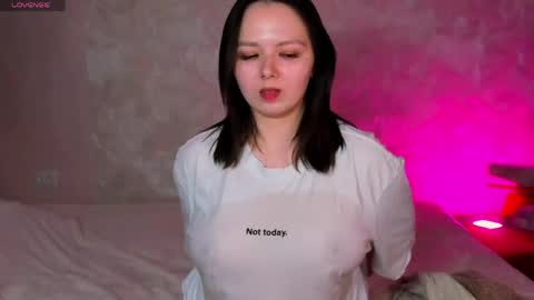 Snapshot of miss_teasee chatting on 04-15-26, 10:11 JULIE online show from 04-15-26, 10:11
