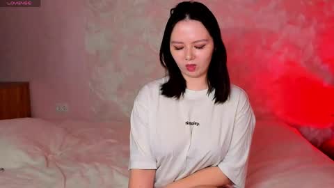 Snapshot of miss_teasee chatting on 04-16-26, 10:05 JULIE online show from 04-16-26, 10:05