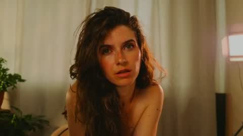 Snapshot of miss_ur_kiss chatting on 06-11-26, 02:53 miss_ur_kiss online show from 06-11-26, 02:53