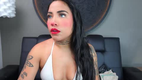 Vaiolette online show from 02-16-26, 11:06