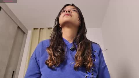 Snapshot of miss_valery2 chatting on 04-30-26, 07:04 hanna online show from 04-30-26, 07:04