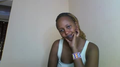 miss_vall online show from 03-17-26, 07:55