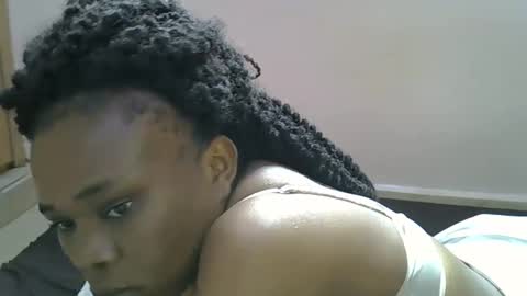 Snapshot of miss_velour chatting on 05-14-26, 07:59 miss_velour online show from 05-14-26, 07:59