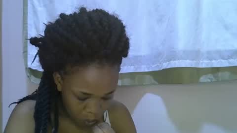 Snapshot of miss_velour chatting on 05-27-26, 02:30 miss_velour online show from 05-27-26, 02:30