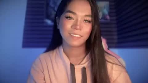 miss_veron_xoxo online show from 05-13-26, 03:53