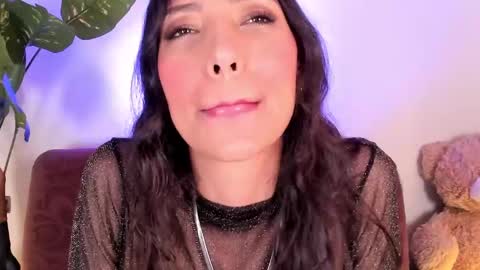 Miss Veronica online show from 04-08-26, 01:22