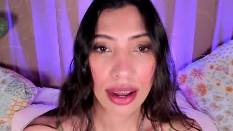Miss Veronica online show from 05-29-26, 01:09