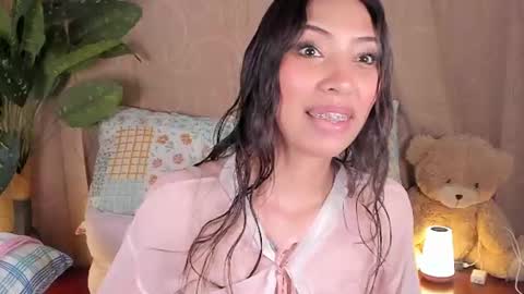 Snapshot of miss_veronica2 chatting on 07-20-26, 01:13 Miss Veronica online show from 07-20-26, 01:13