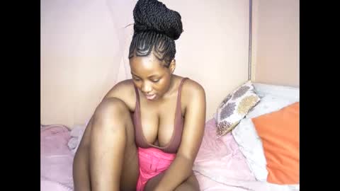 Snapshot of miss_worldfire chatting on 05-25-26, 08:26 miss_worldfire online show from 05-25-26, 08:26
