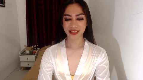 Snapshot of missangelxxx chatting on 12-22-24, 10:04 missangelxxx online show from 12-22-24, 10:04