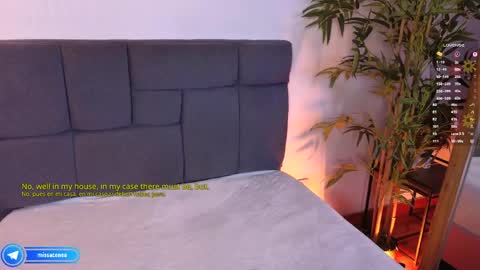 Laura online show from 04-15-26, 01:07