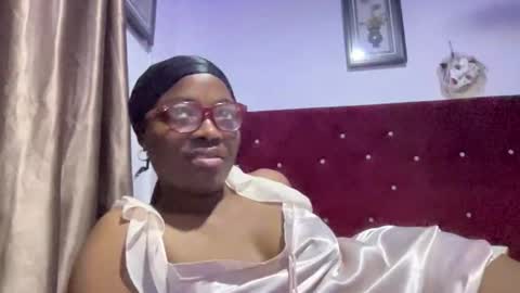 Snapshot of missbellerina chatting on 02-08-26, 07:06 Missbelle online show from 02-08-26, 07:06