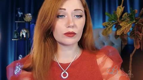 Snapshot of missbeverlymills chatting on 05-24-26, 12:32 The divine Beverly online show from 05-24-26, 12:32