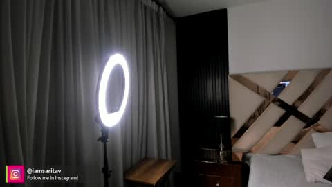 Sara Vanegas online show from 03-18-26, 11:46