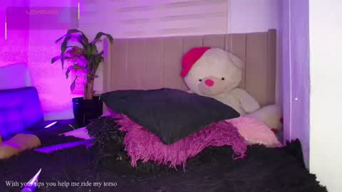 Snapshot of missbritanny_ebony chatting on 07-28-26, 12:40 Michelle Indepedient Model online show from 07-28-26, 12:40