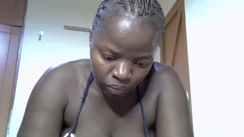 misscandy352_ online show from 06-17-26, 05:54