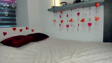 Snapshot of misschaotic_ chatting on 05-11-26, 02:45 Shelley online show from 05-11-26, 02:45