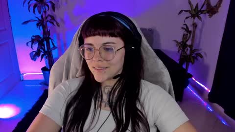 Missy Charlottte.  Hey remember to give me a thumbs up ty online show from 02-27-25, 09:43