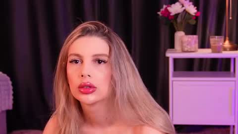 Snapshot of missclairee chatting on 07-31-26, 07:46 Claire online show from 07-31-26, 07:46