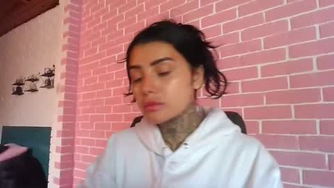 melodie  online show from 11-28-25, 06:43