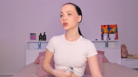 Snapshot of misseliss chatting on 03-02-26, 04:25 Hello dear my name Elisa online show from 03-02-26, 04:25