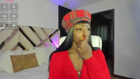 Snapshot of missemilie1 chatting on 06-24-26, 12:26 Emilie Diaz online show from 06-24-26, 12:26
