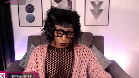 Snapshot of missemilie1 chatting on 07-03-26, 02:45 Emilie Diaz online show from 07-03-26, 02:45