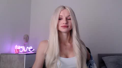 EMMA online show from 12-17-25, 08:26