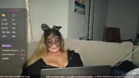 missemmbeex online show from 12-22-25, 03:03