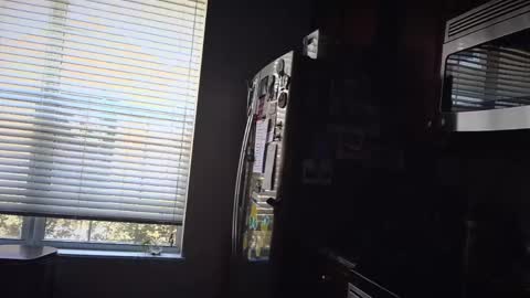 Snapshot of missemmbeex chatting on 05-13-26, 04:15 missemmbeex online show from 05-13-26, 04:15