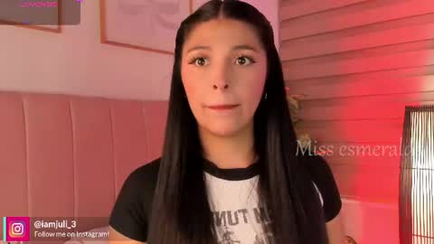 Snapshot of missesmeralda chatting on 06-15-26, 11:07 Julieta Arboleda but i like call me esme online show from 06-15-26, 11:07