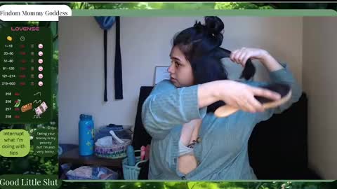 Miss Estephy online show from 01-22-25, 09:21