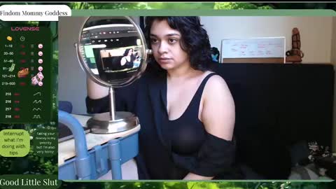 Miss Estephy online show from 01-28-25, 10:23