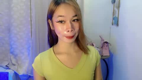 Snapshot of missfantasia chatting on 05-17-26, 06:33 missfantasia online show from 05-17-26, 06:33
