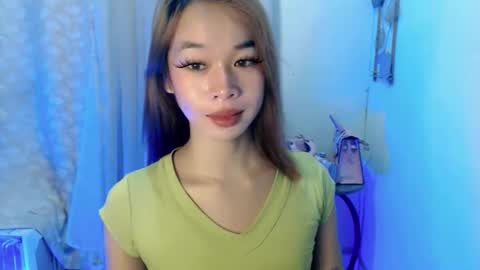 Snapshot of missfantasia chatting on 05-18-26, 06:08 missfantasia online show from 05-18-26, 06:08
