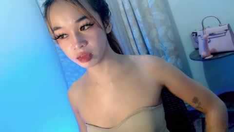 Snapshot of missfantasia chatting on 07-17-26, 12:34 missfantasia online show from 07-17-26, 12:34
