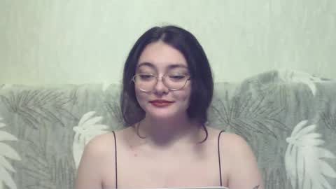 Snapshot of missis_monica_ chatting on 12-11-24, 12:44 Monica online show from 12-11-24, 12:44