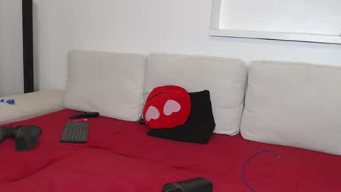 missjenifer online show from 02-05-26, 08:46