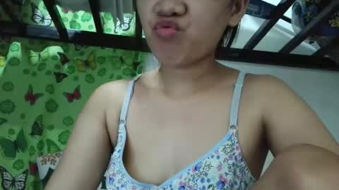 Jona online show from 05-19-26, 01:56