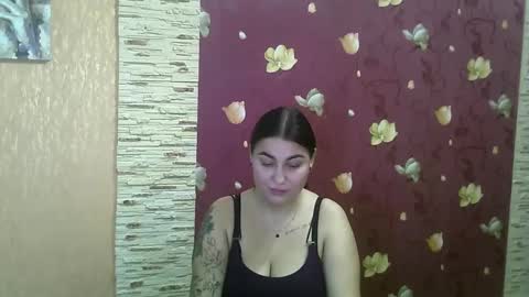 Lisa online show from 12-16-24, 01:31