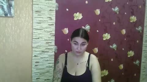 Lisa online show from 12-22-24, 01:34